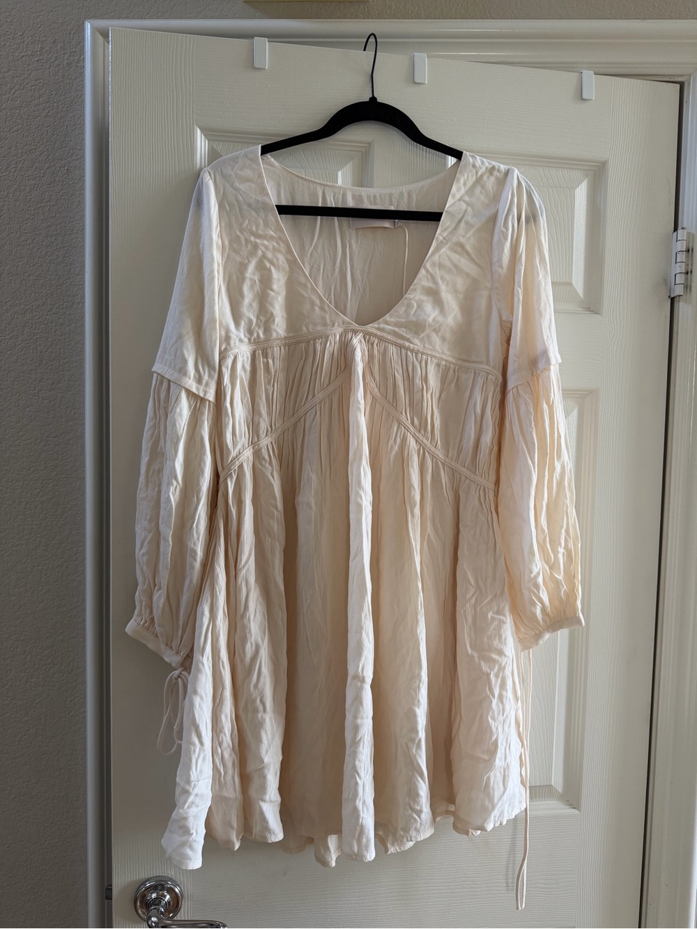 Women’s Cream V-Neck Boho Peasant Dress